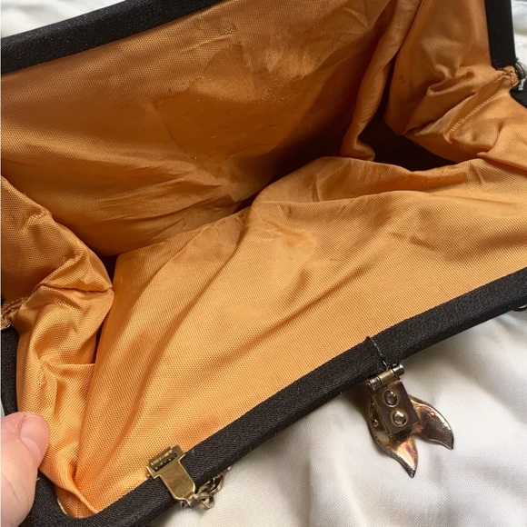Vintage Black Fabric & Gold Evening Bag Clutch Purse Handbag Gold Latch Frame - Picture 7 of 9